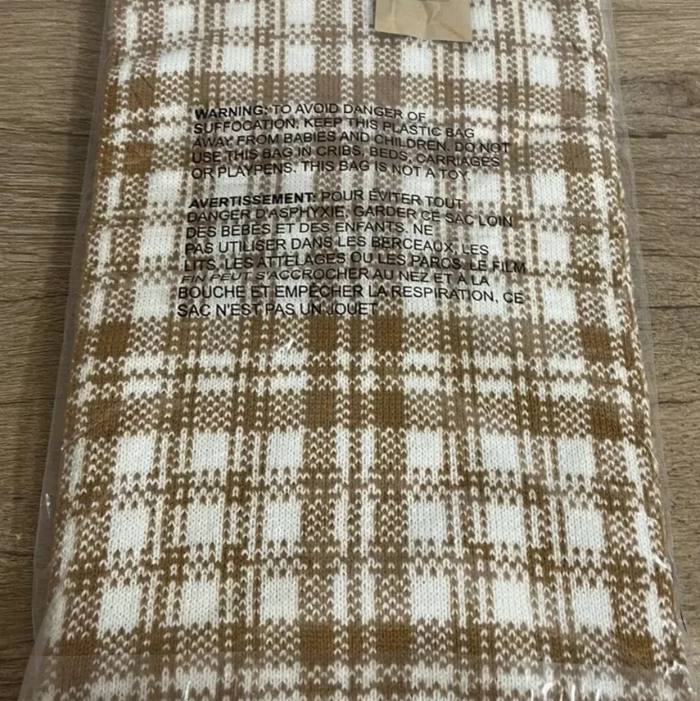 NWT Timberland Brown/White Buffalo Plaid Scarf One Size Classic! - Picture 2 of 4